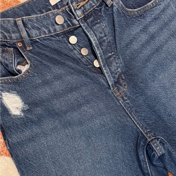 Stylish Blue Distressed Jeans - Picture 3 of 3